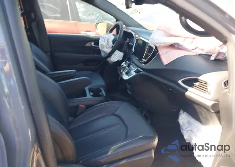 2025 Chrysler Pacifica Select из США, поврежденный, VIN 2C4RC1BGXSR531472